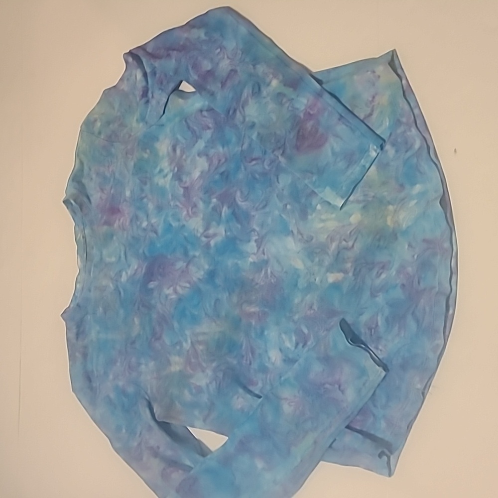 #50  Lululemon upcycled long sleeve tshirt t472.
